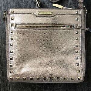 Beautiful Nine West crossbody bag!